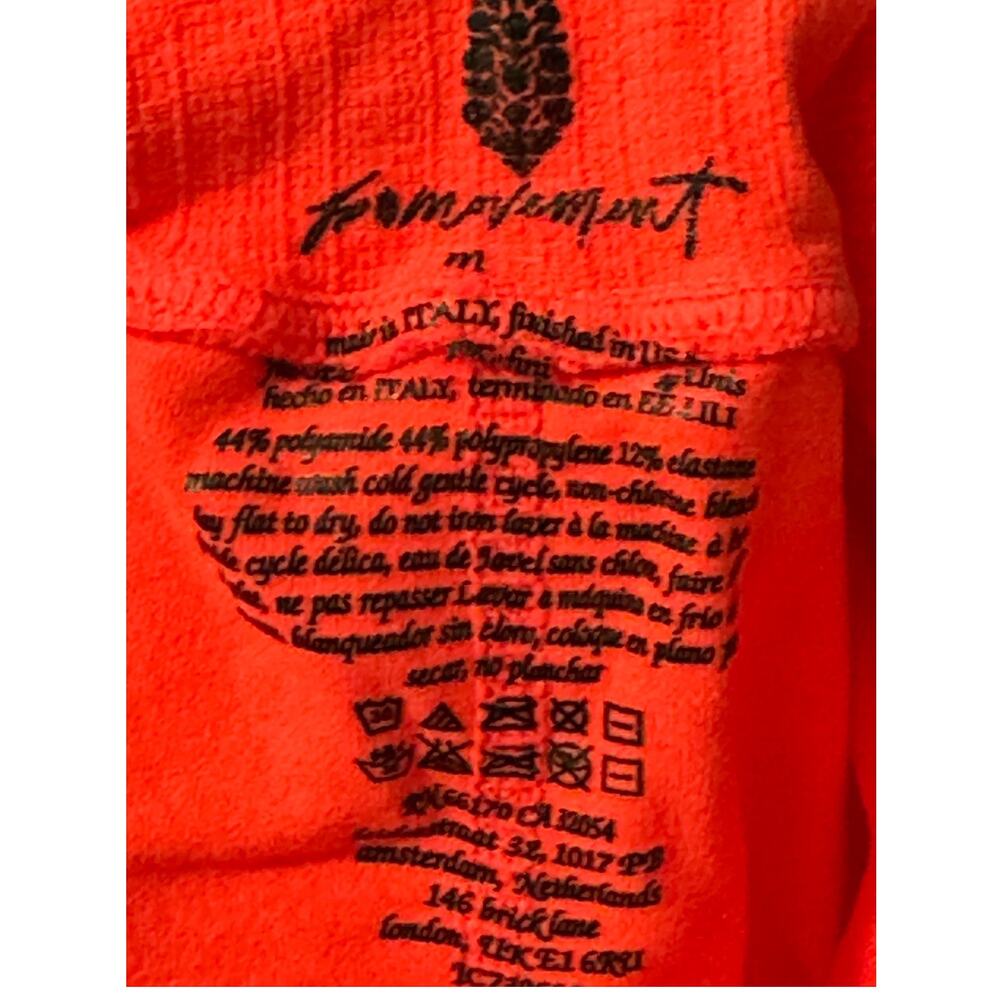 Free Movement One Piece Active wear Bodysuit NWOT Size Medium - Picture 5 of 5
